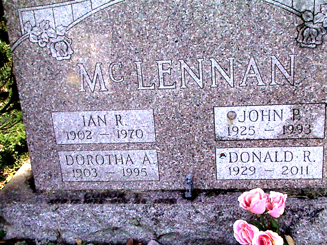 Photo of headstones/Ian R McLennan 1902-1970 hdstn Hamburg Lakeside Mem Pk Cem NY